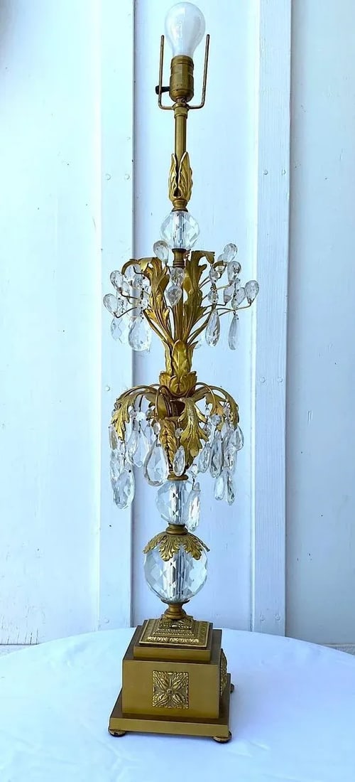 Tall Vintage Hollywood Regency Brass, Gold Gilt & Crystal Table Lamp - 7