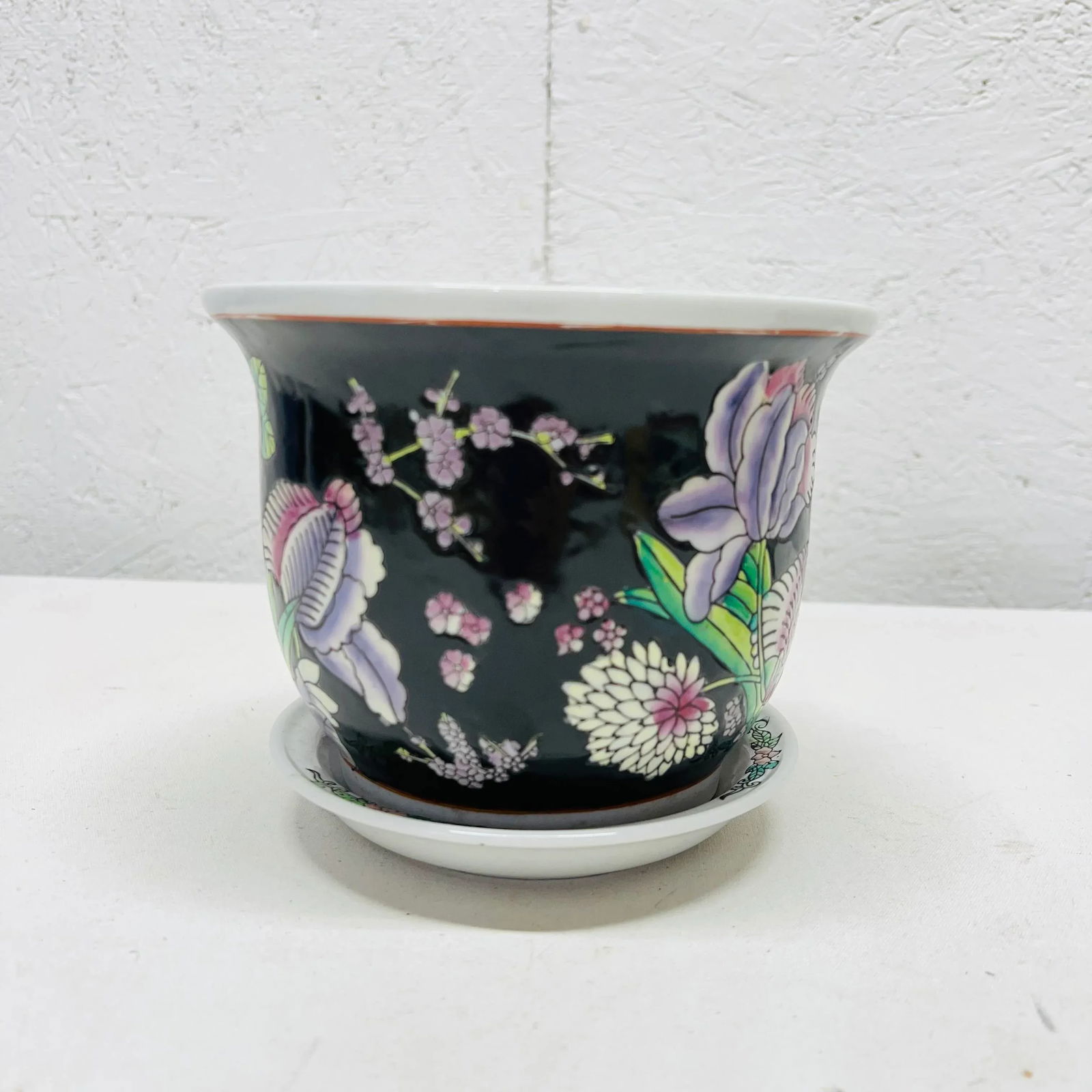 Chinoiserie Floral Pattern Planter With Water Tray - 2