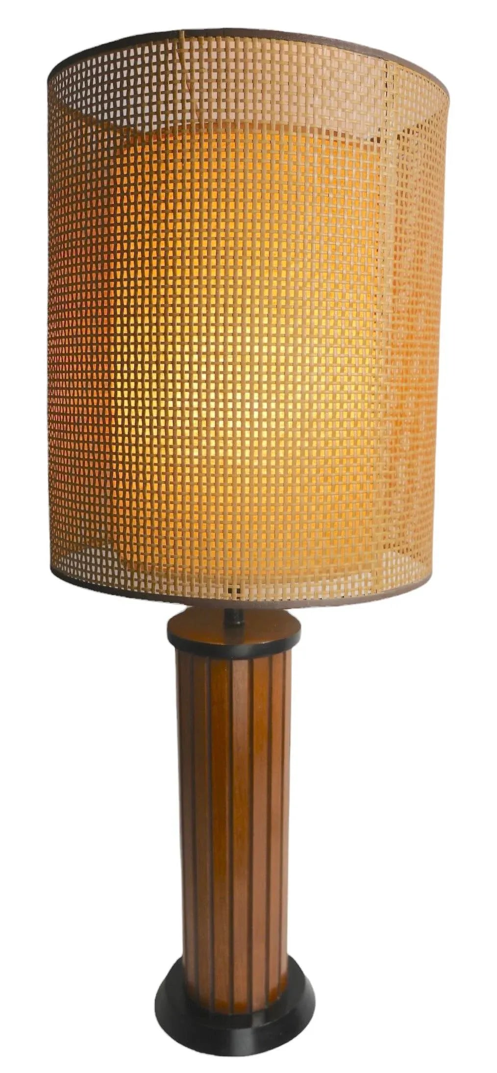 Mid Century Gruvwood Table Lamp With Original Woven Shade Ca 1960's - 3
