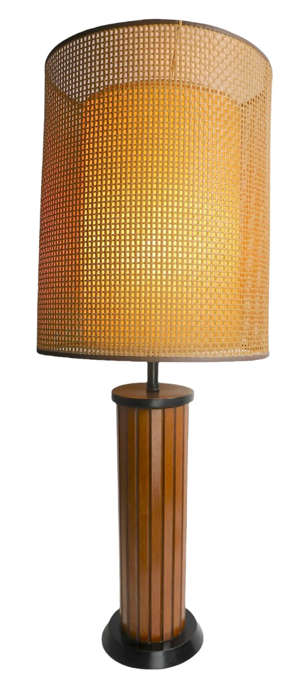 Mid Century Gruvwood Table Lamp With Original Woven Shade Ca 1960's - 4