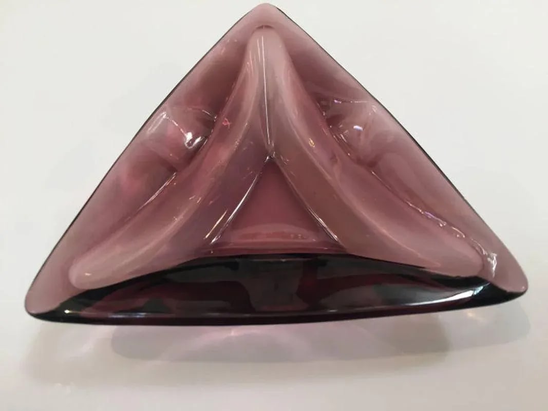 Vintage Moroccan Hazel Atlas Amethyst Triangle Ashtrays - Set of 2 - 3