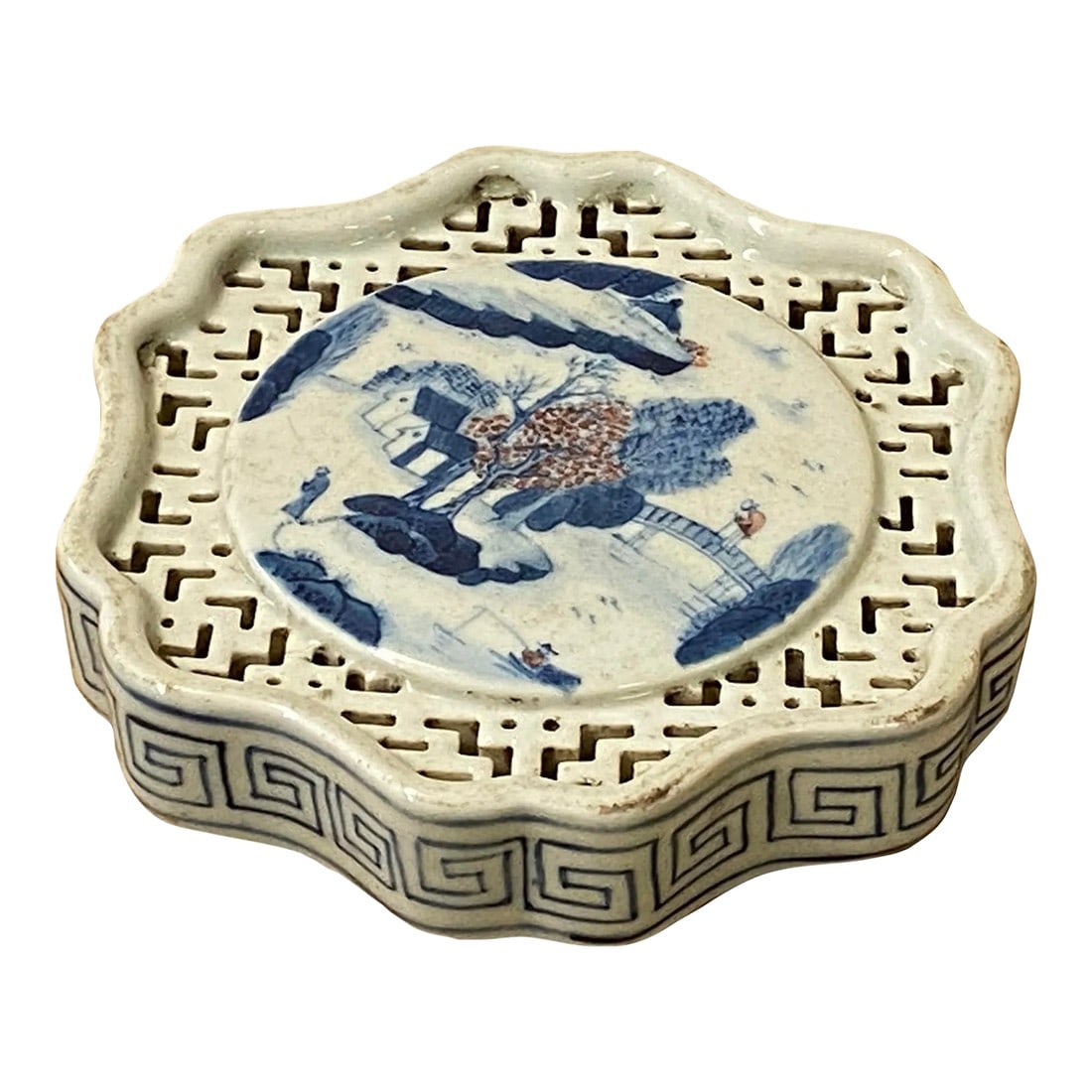 Chinese Blue White Scenery Porcelain Coaster Stand Soap Holder: This is a vintage finish porcelain display with blue-white theme color oriental scenery graphic. Not for food serving. It can be a coaster , soap holder or base for displaying art. Dimensions: Dia 5.7