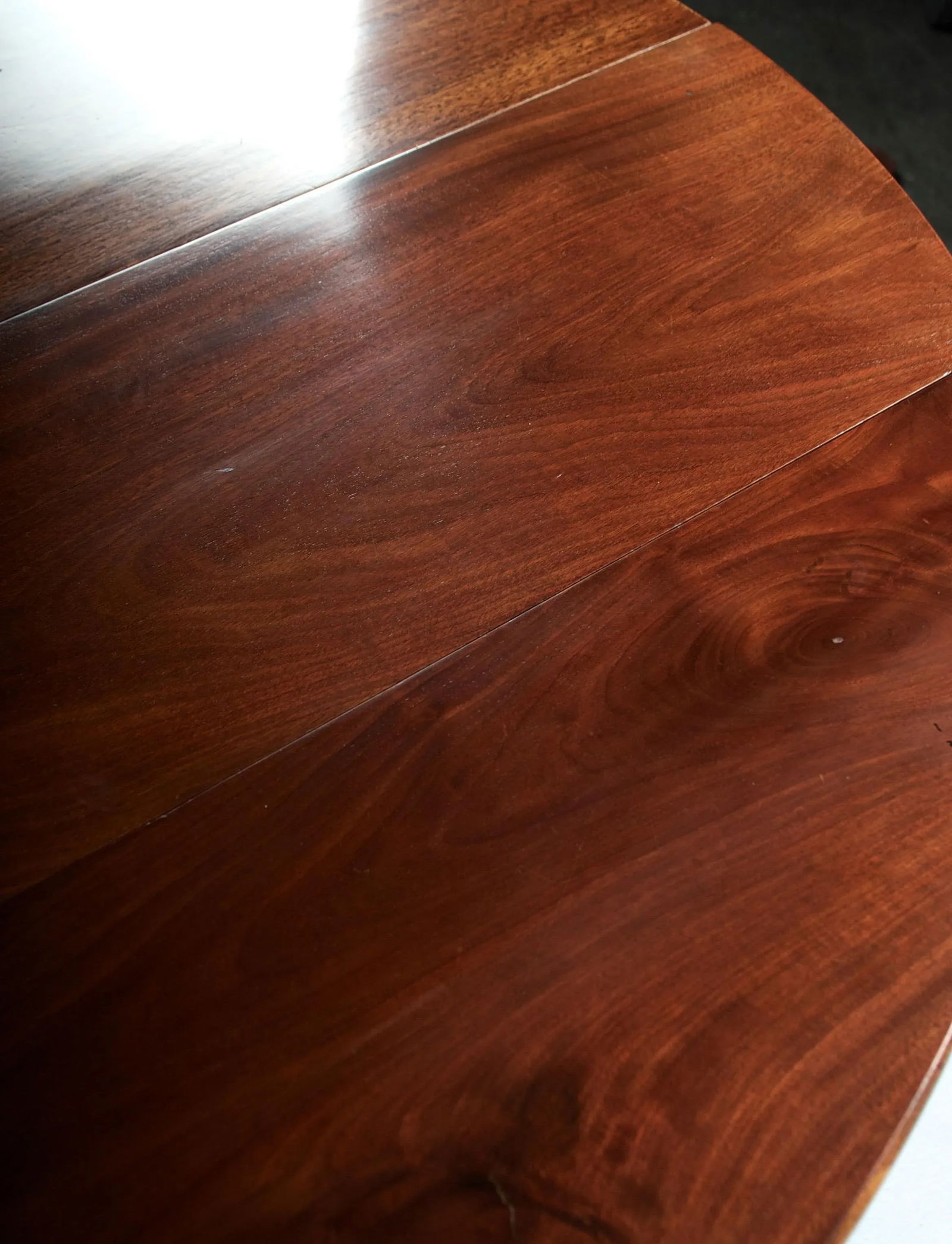 Early 19th Century Louis XVI Style Acajou Mahogany Dining Table with Two Leaves - 12