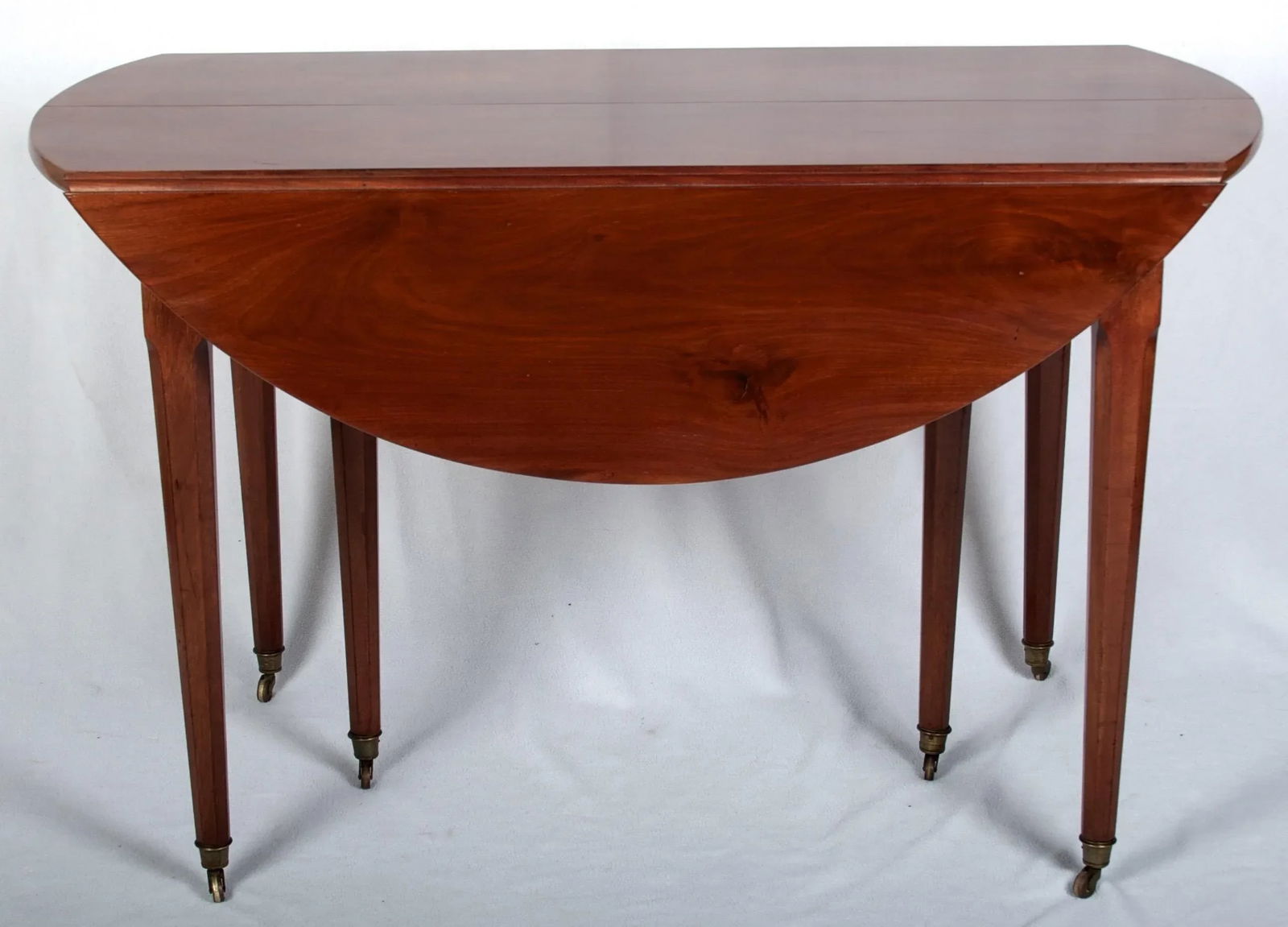 Early 19th Century Louis XVI Style Acajou Mahogany Dining Table with Two Leaves - 2