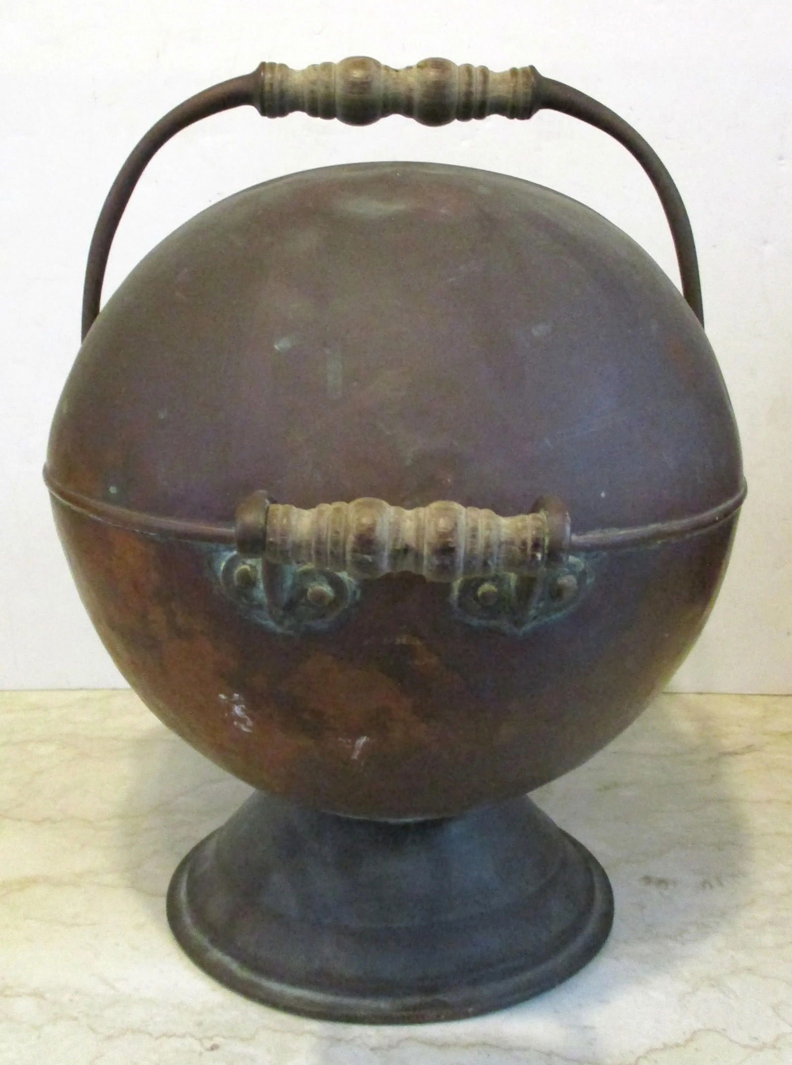 Large Antique Victorian Helmet Coal Scuttle and Scoop English Copper - Set of 2 - 5