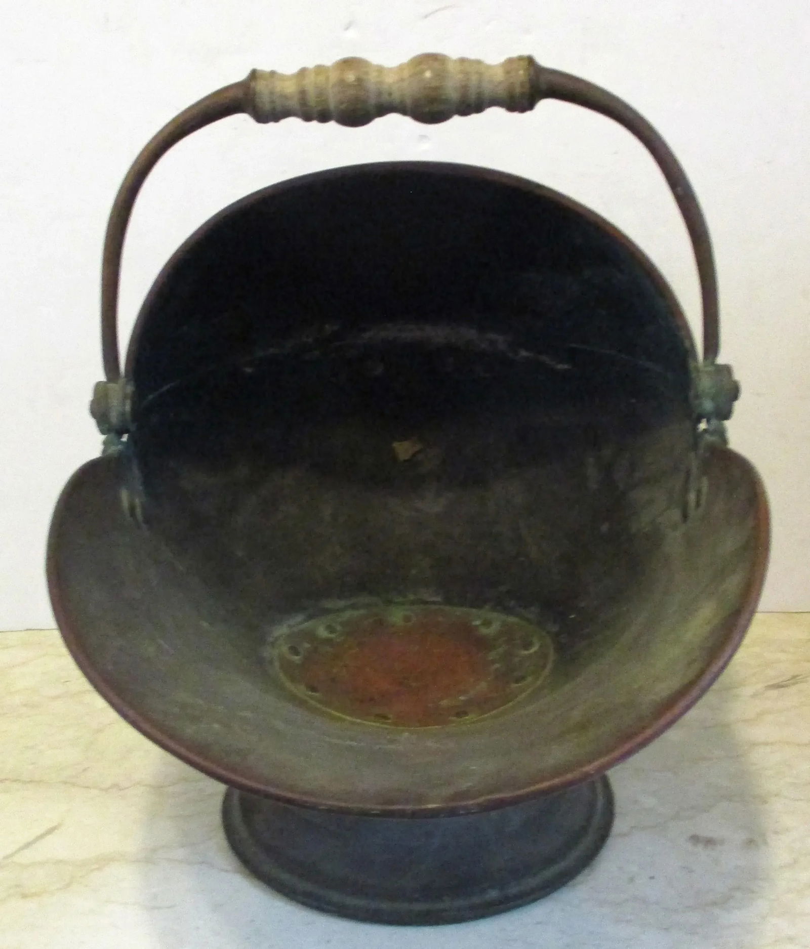 Large Antique Victorian Helmet Coal Scuttle and Scoop English Copper - Set of 2 - 9