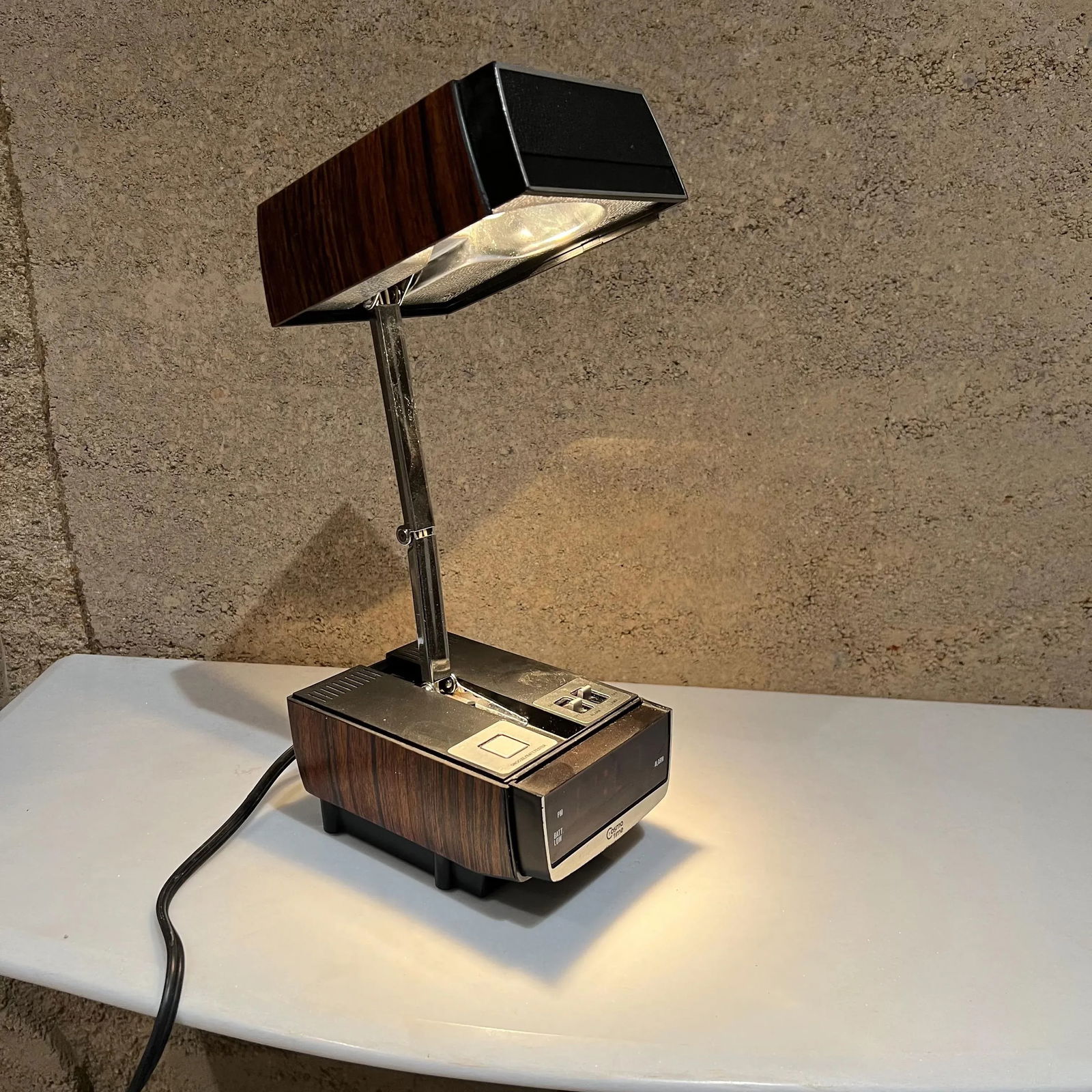 1970s Cosmo Time Folding Portable High Intensity Desk Lamp & Digital Alarm Clock - 10