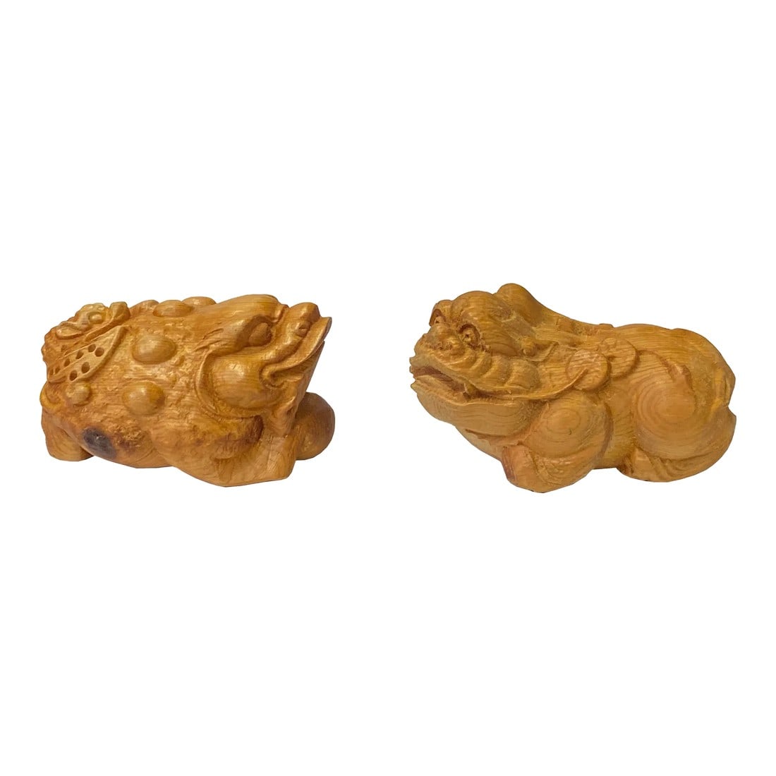 Chinese Pair Wood Carved Mini Mythical Pixiu FengShui Figures (1 of 7)