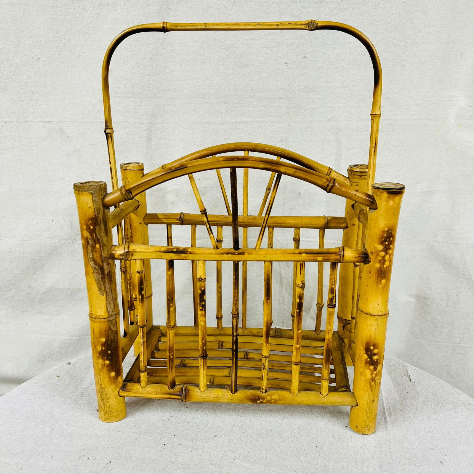 Burnt Rattan and Bamboo Magazine Rack With Arch Top - 10