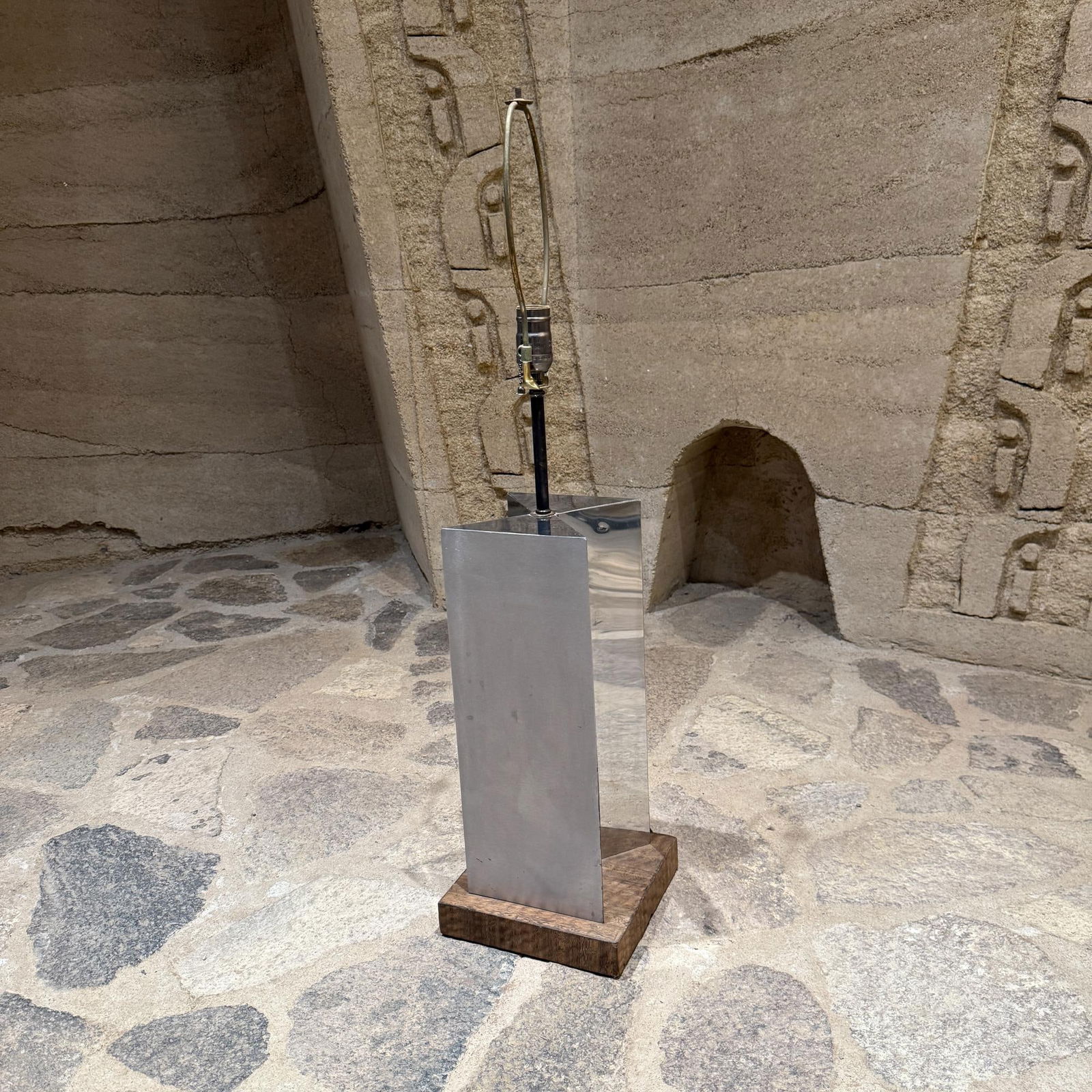 Mid-Century Geometric Modern Chrome Table Lamp Style of Paul Evans - 14