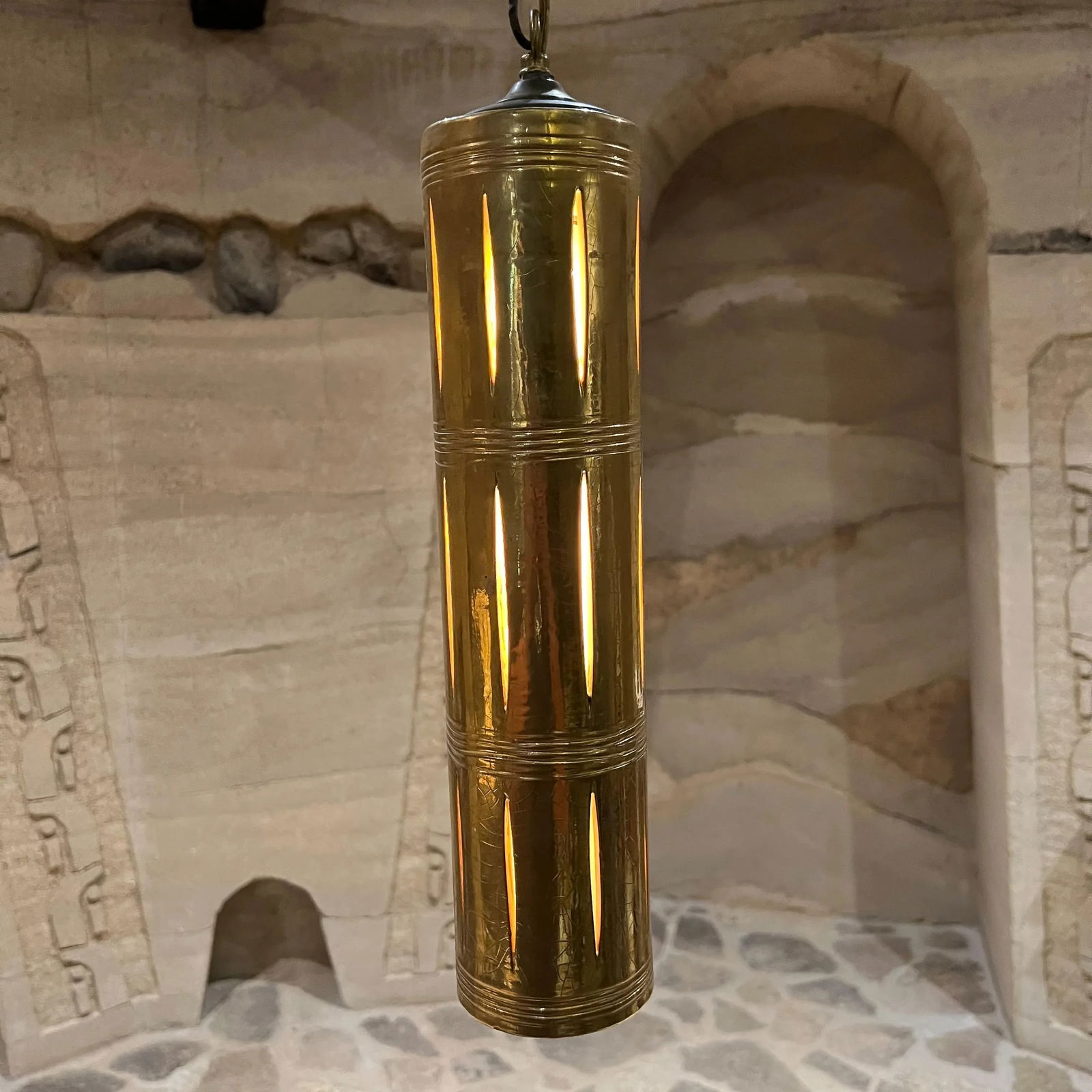 1960s Peekaboo Pendant Light Gold Ceramic - 7