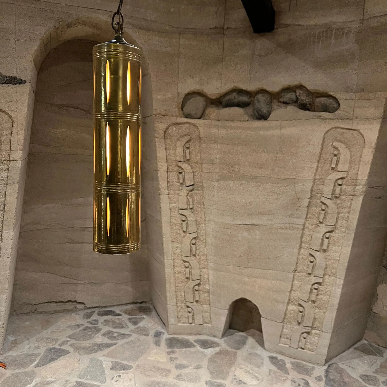 1960s Peekaboo Pendant Light Gold Ceramic - 8