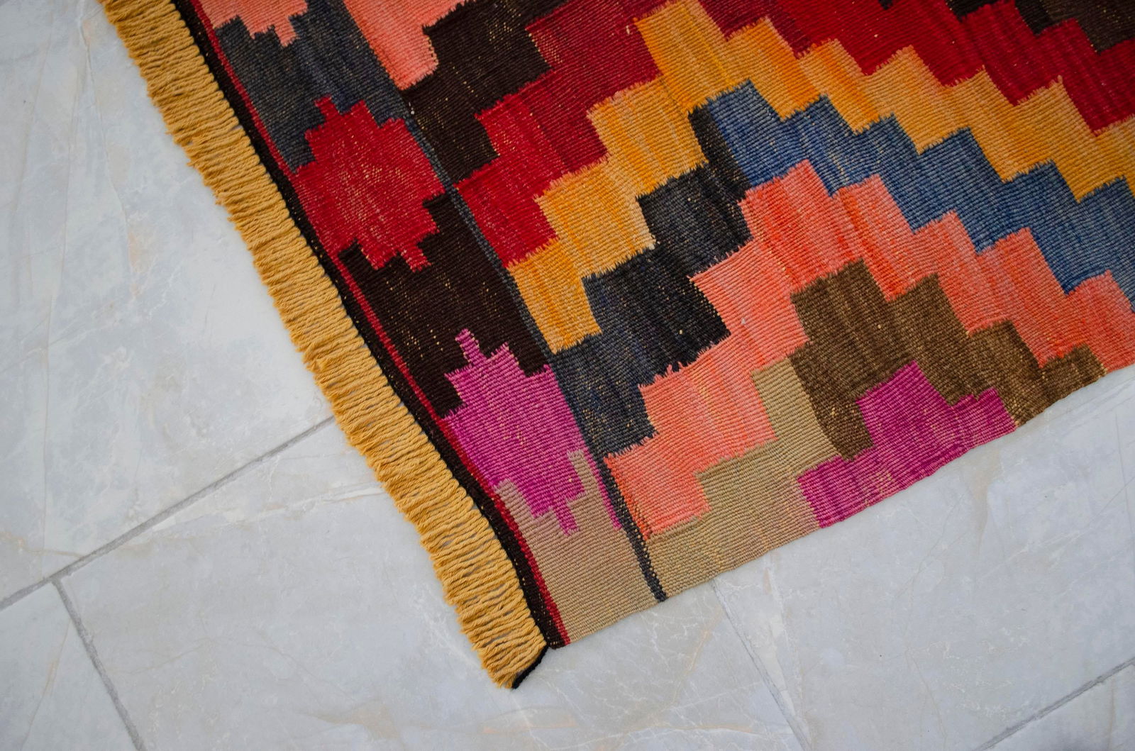 Vintage Turkish Kilim Runner Diamond Motif Handmade Runner Rug - 3"²1"³ × 9"² - 10