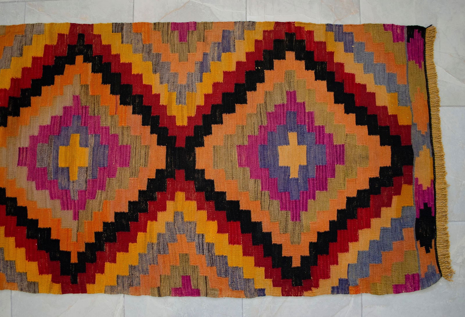 Vintage Turkish Kilim Runner Diamond Motif Handmade Runner Rug - 3"²1"³ × 9"² - 8