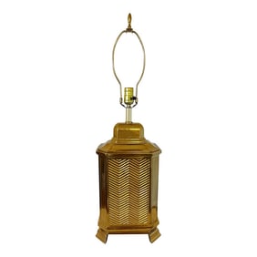 1980s Vintage Sizable Brass Pagoda Top Herringbone Table Lamp