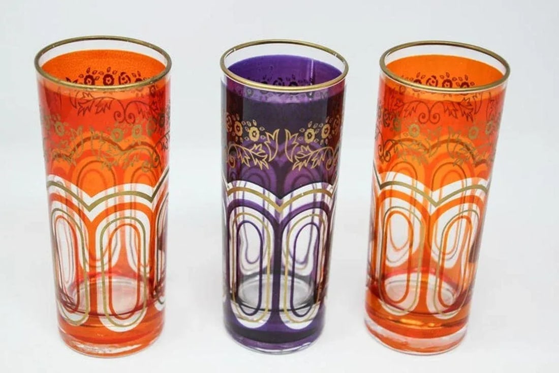 Late 20th Century Glass Candleholder Vases With Moorish Alhambra Design- Set of 3 - 3