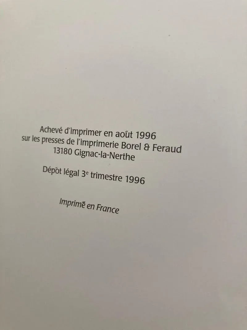 Early 20th Century Over the Desert Au Fil Du DeÌsert Textiles From the Nomadic Desert Book - 6