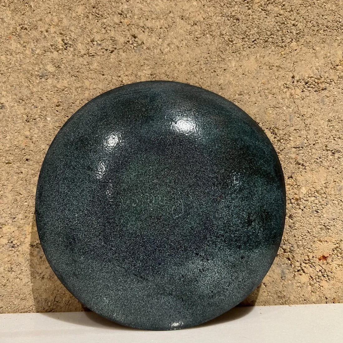 1967 Modern Copper Enamel Royal Blue Plate Yellow Daisy Flower Signed - 5