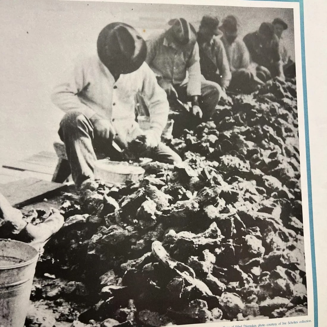 1930s Seafood Industry Museum Poster of Shucking Oysters - 3