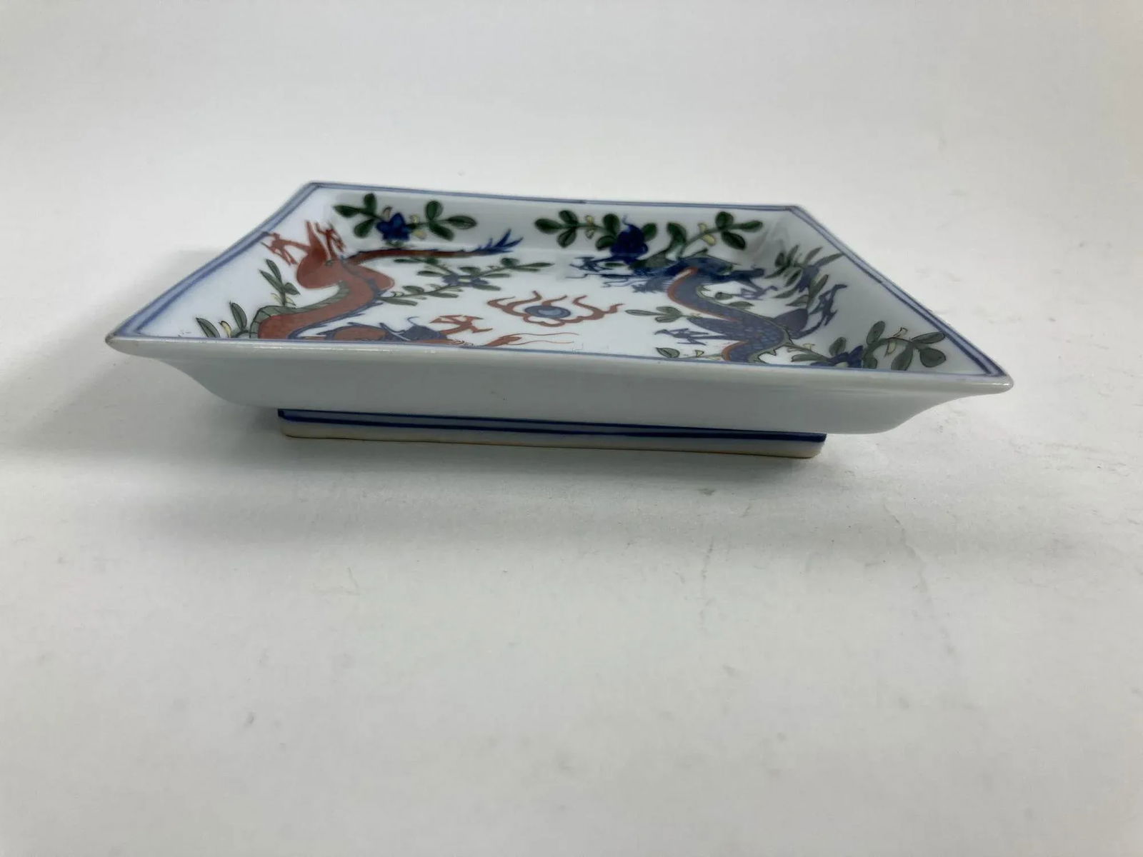 Vintage Chinese Porcelain Wucai Blue and Red Dragons Dish Catchall - 3