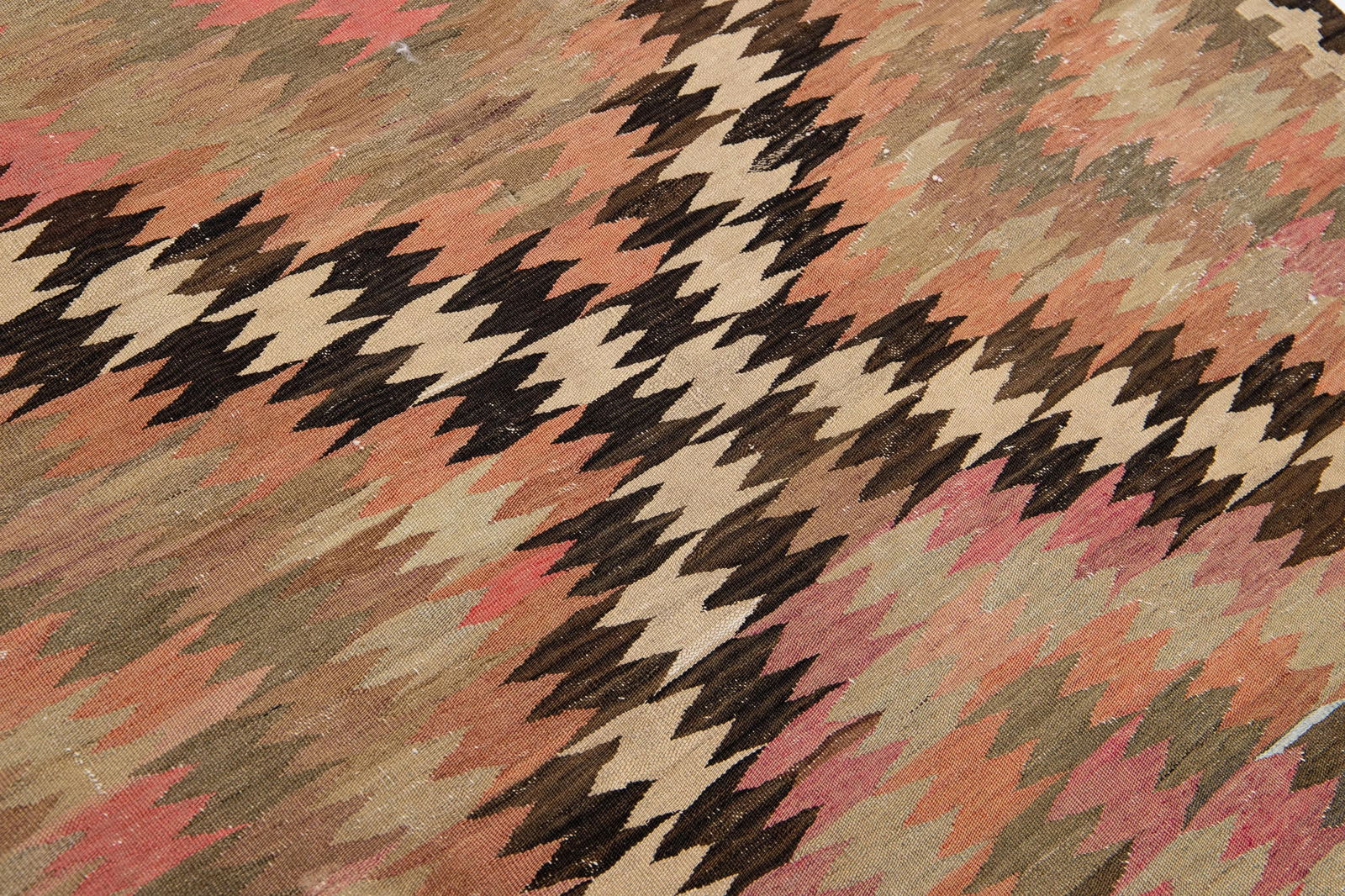 1960s Vintage Turkish Kilim Peach Handmade Tribal Wool Rug - 9