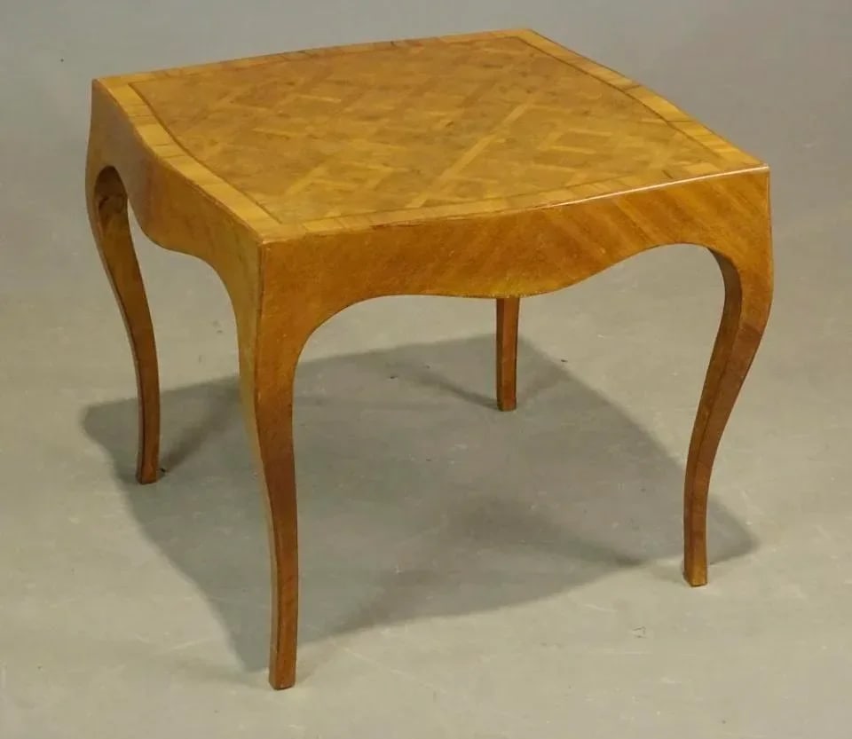Mid 20th Century Italian Cannel and Chaffin Marquetry Parquetry Inland European Table - 2