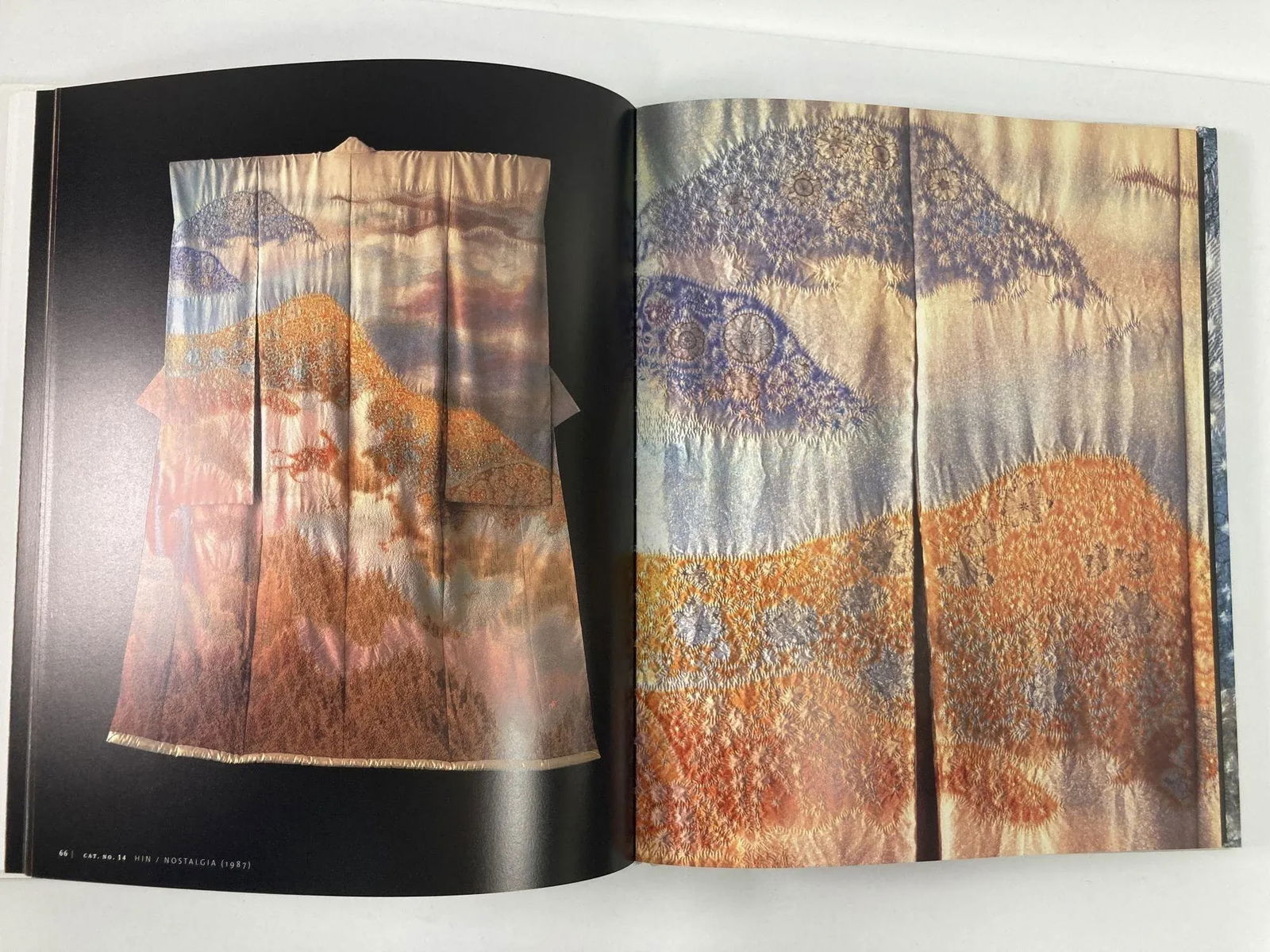 Kimono as Art the Landscapes of Itchiku Kubota by Dale Carolyn Gluckman, Hollis Goodall Hardcover Bo - 8