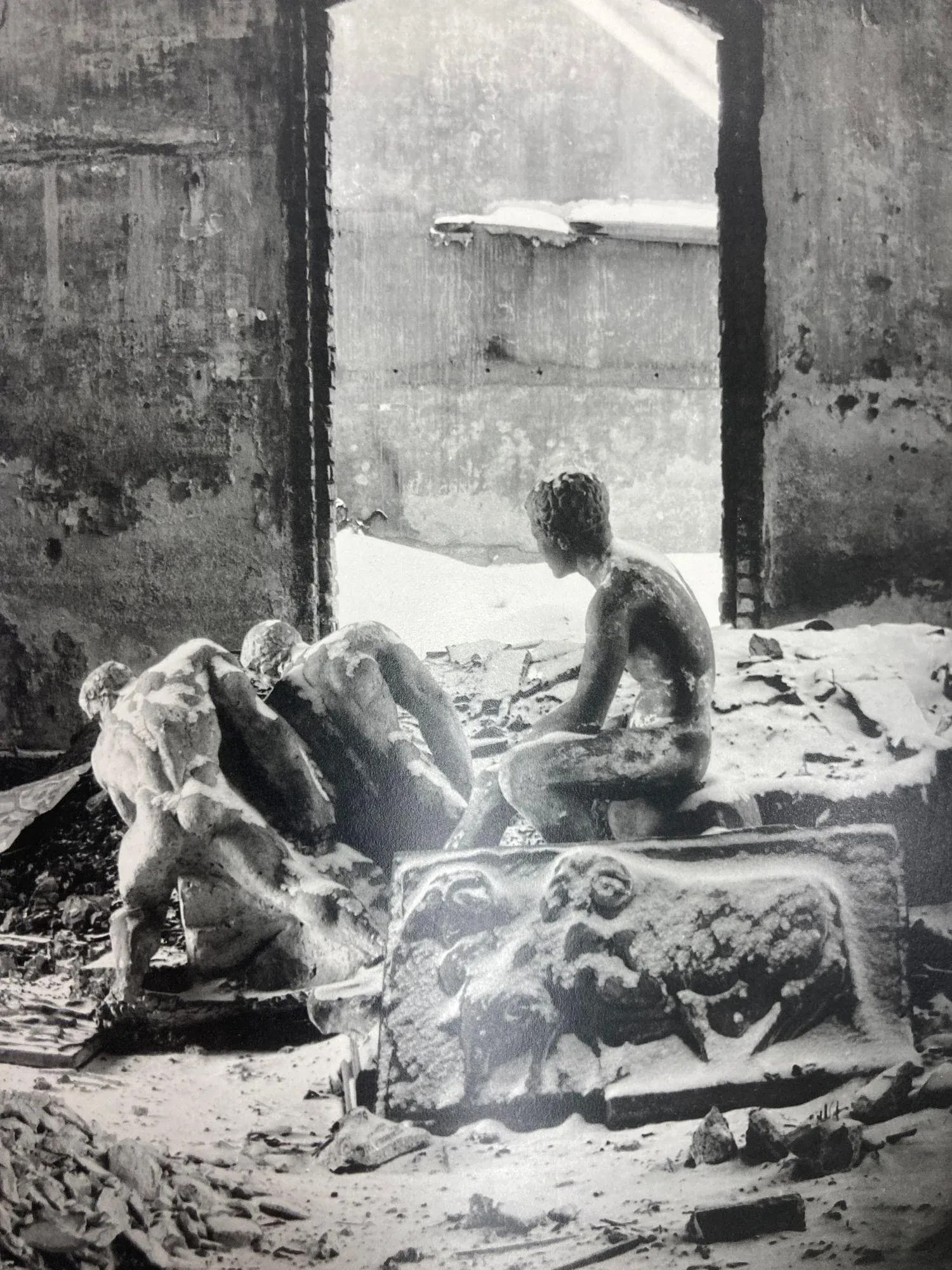 The Kiss of Apollo: Photography & Sculpture 1845 to the Present by Jeffrey Fraenkel and Eugenia Parr - 9