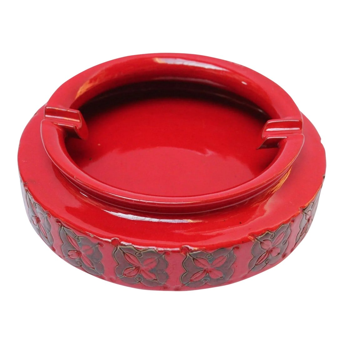 Mid-Century Italian Modern Ceramic Ashtray With Floral Motif: Mid-Century Modern ceramic ashtray in vibrant red with green accents and floral pattern (ca. 1960s, Italy). There is a fleck present to one of edges above one of the flowers, as shown. Overall, in