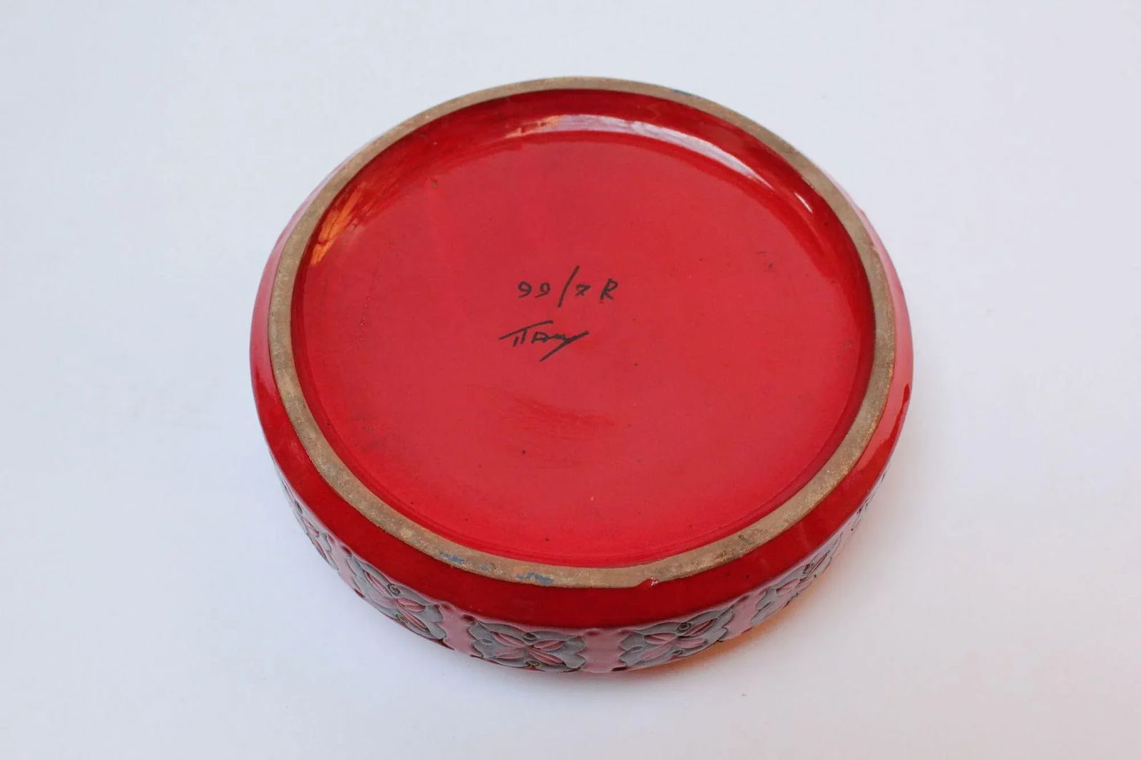 Mid-Century Italian Modern Ceramic Ashtray With Floral Motif - 6