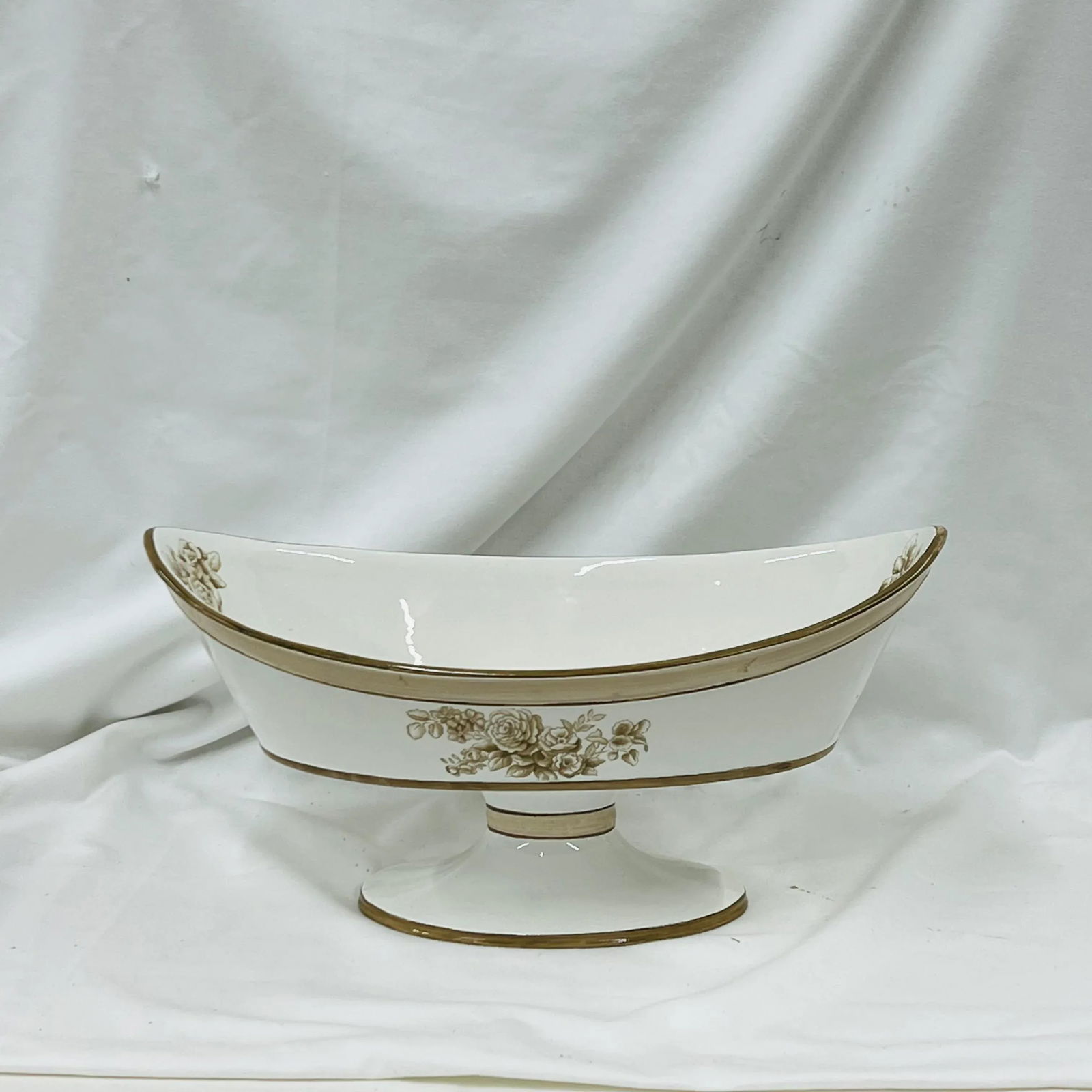 Vintage Global Views Italian Oval Center Bowl - 10