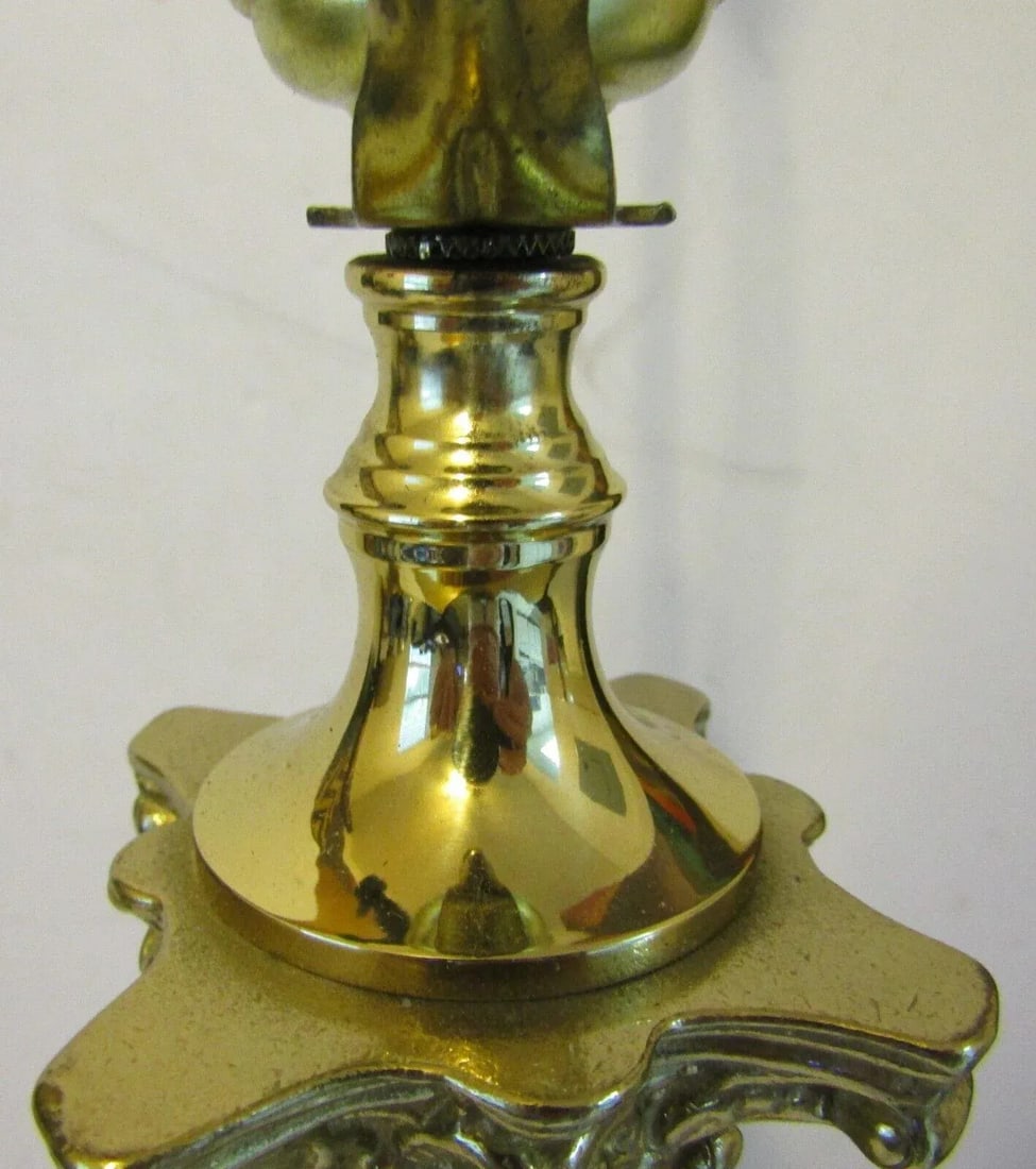 1980s Griotte Red Marble and Brass Corinthian Table Lamp With Lampshade - 9