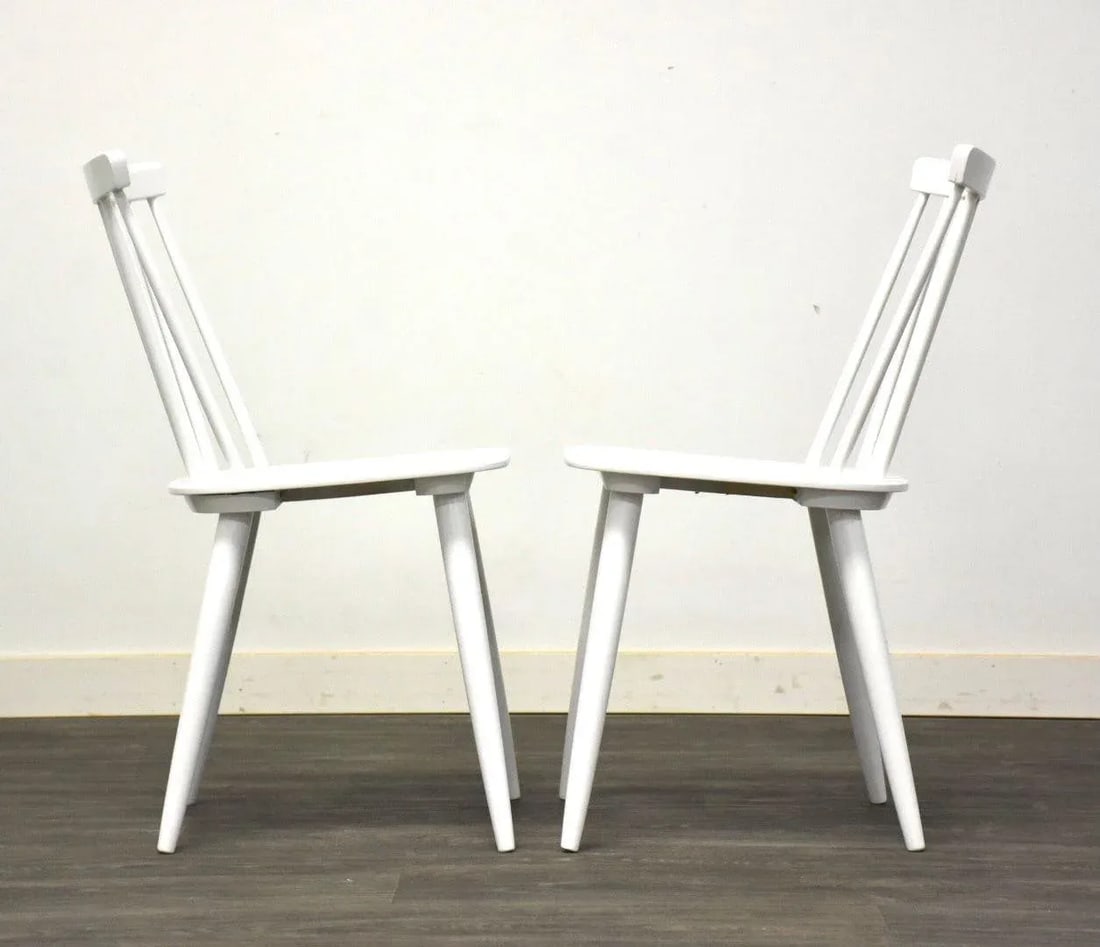 White Chair by Ky Varjonen -Each- - 2