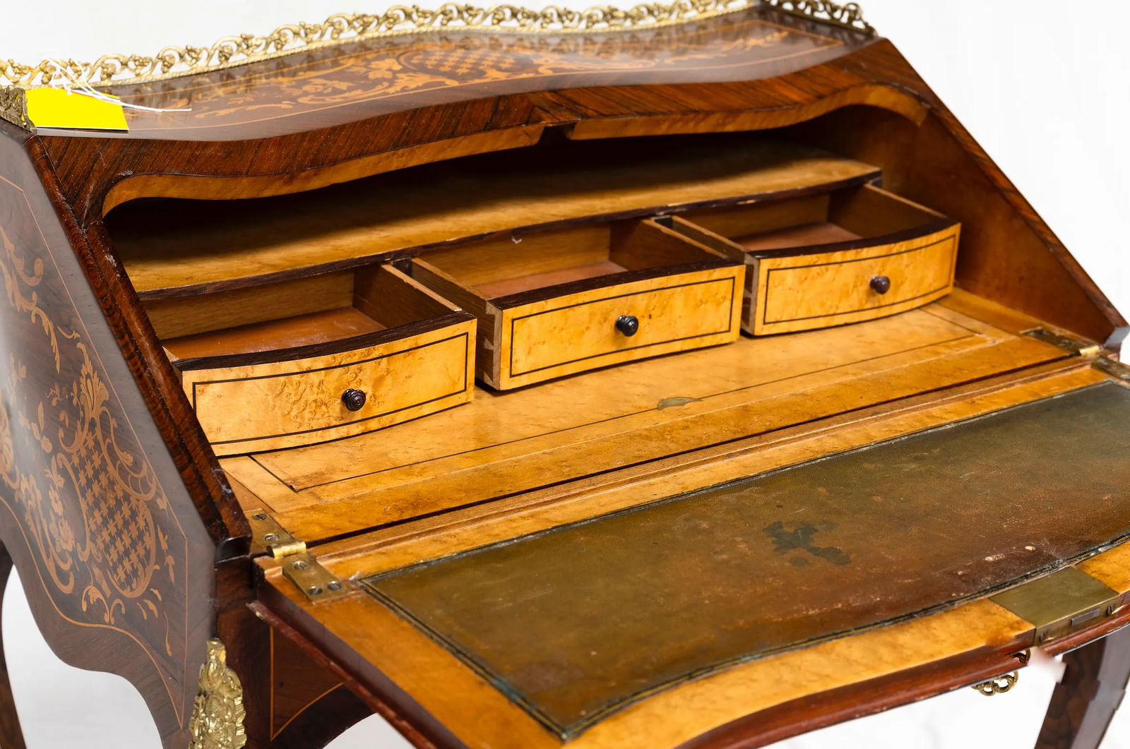 18th Century Louis XV Period Marquetry Desk - 8