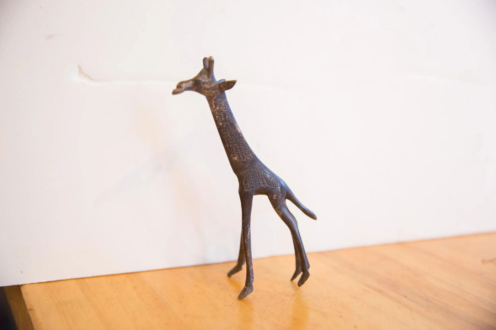 Vintage African Giraffe With Dark Patina - 4