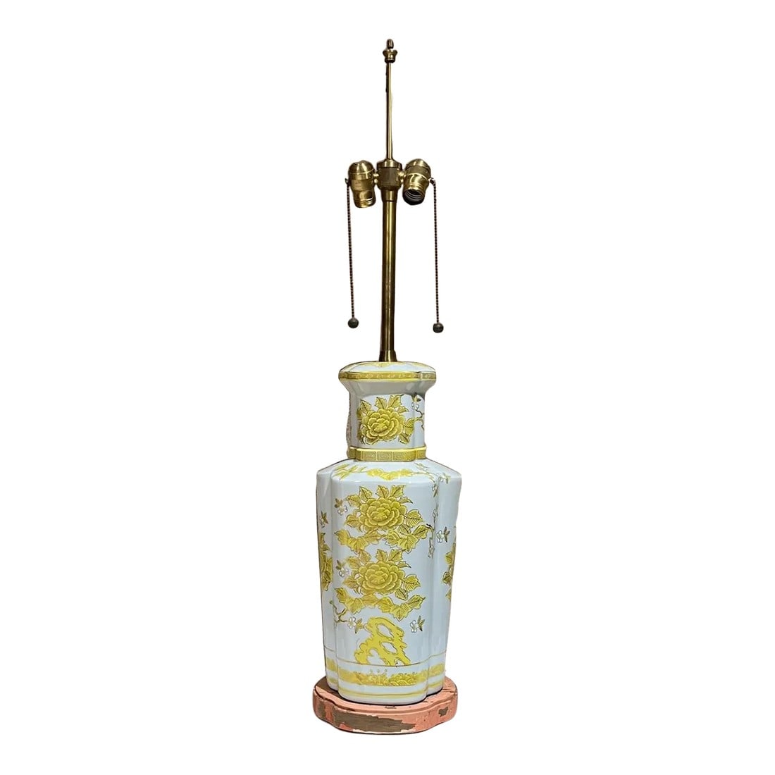 1960s Marbro Oriental Table Lamp Floral Porcelain: AMBIANIC presents 1960s Vintage Marbro Oriental White & Yellow Ceramic Porcelain Table Lamp Wood Base 38 tall tip of finial 8.38 w x 7.75 d Double Socket Rewired, tested and working. New twisted gold