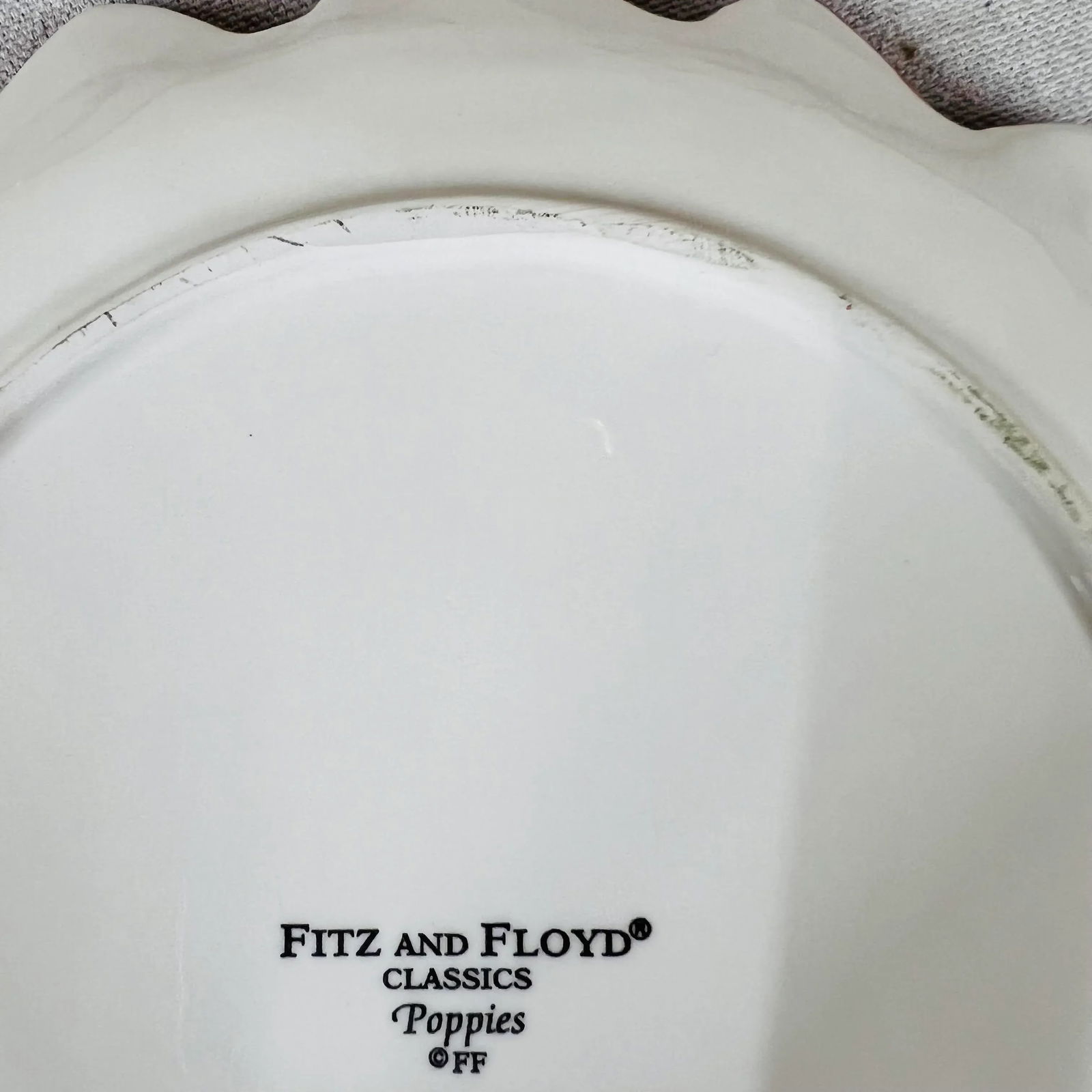 Late 20th Century Fitz and Floyd Poppies Snack Plates- Set of 3 - 3