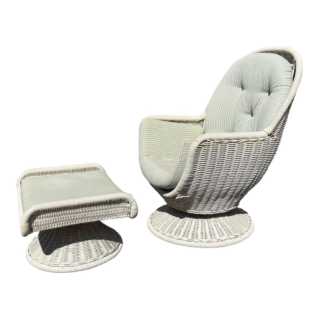 1970s Vintage Egg Shaped Wicker Rattan Chair and Ottoman (1 of 13)