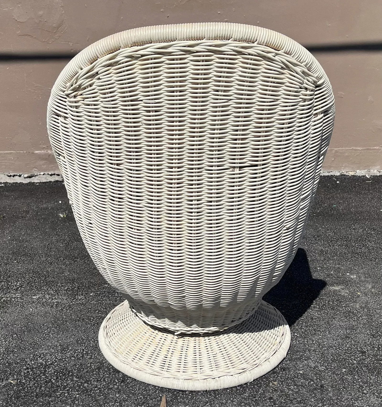 1970s Vintage Egg Shaped Wicker Rattan Chair and Ottoman - 7