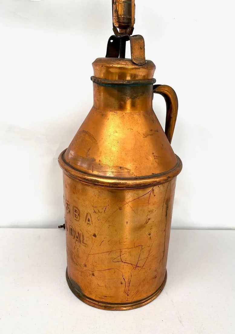 Vintage Americana Late 20th Century Steel With Brass Finish CC & Ba Milk Jug Table Lamp - 3