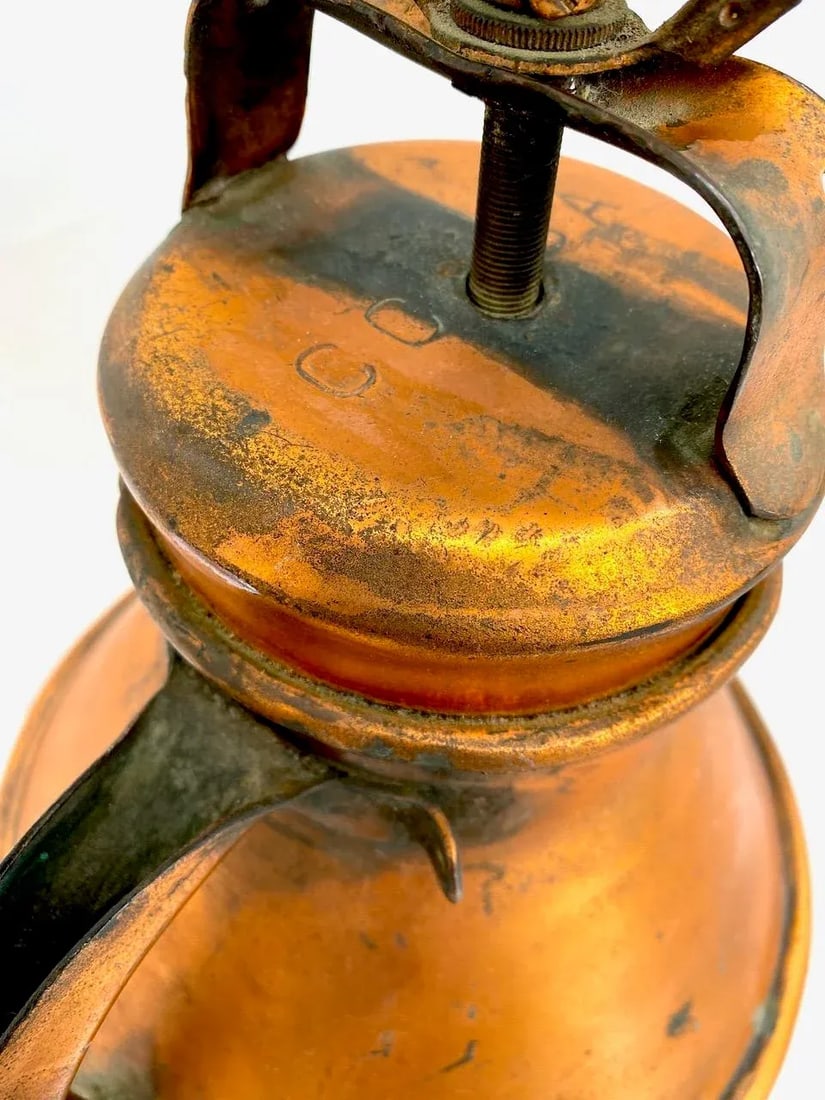 Vintage Americana Late 20th Century Steel With Brass Finish CC & Ba Milk Jug Table Lamp - 4