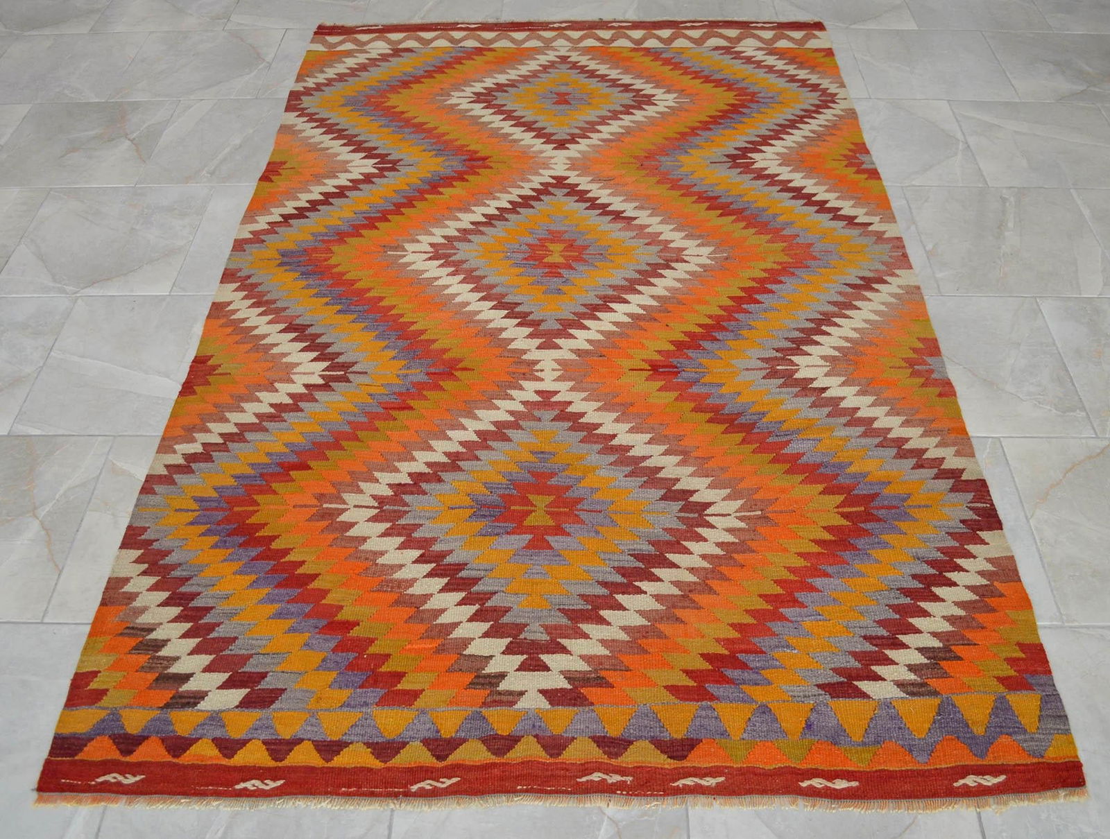 Handmade Turkish Kilim Rug Diamond Pattern Area Rug - 4'9" X 7'7" - 17