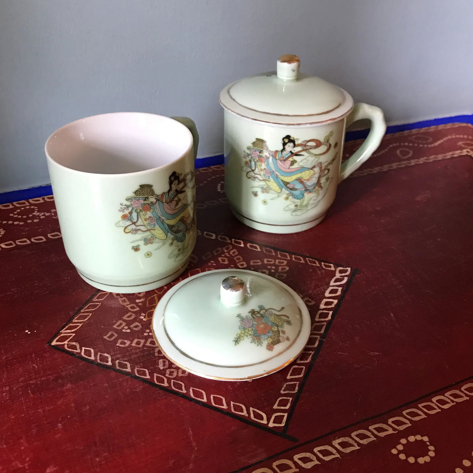 Green Chinoiserie Bamboo Handle Tea Cups - 8