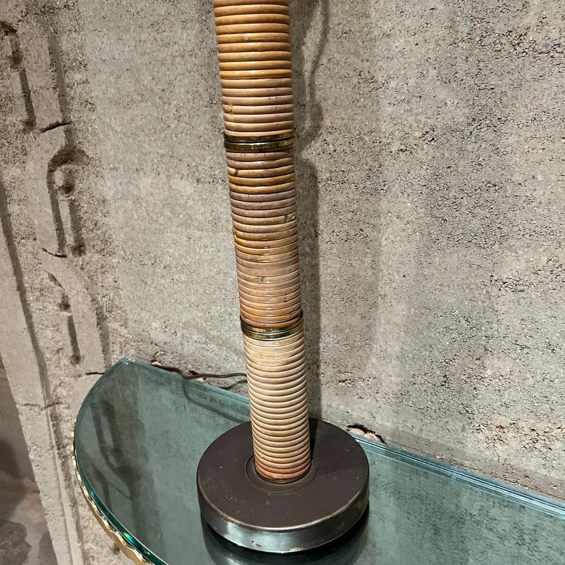 1960s Cane Wrapped Brass Plated Table Lamp - 5
