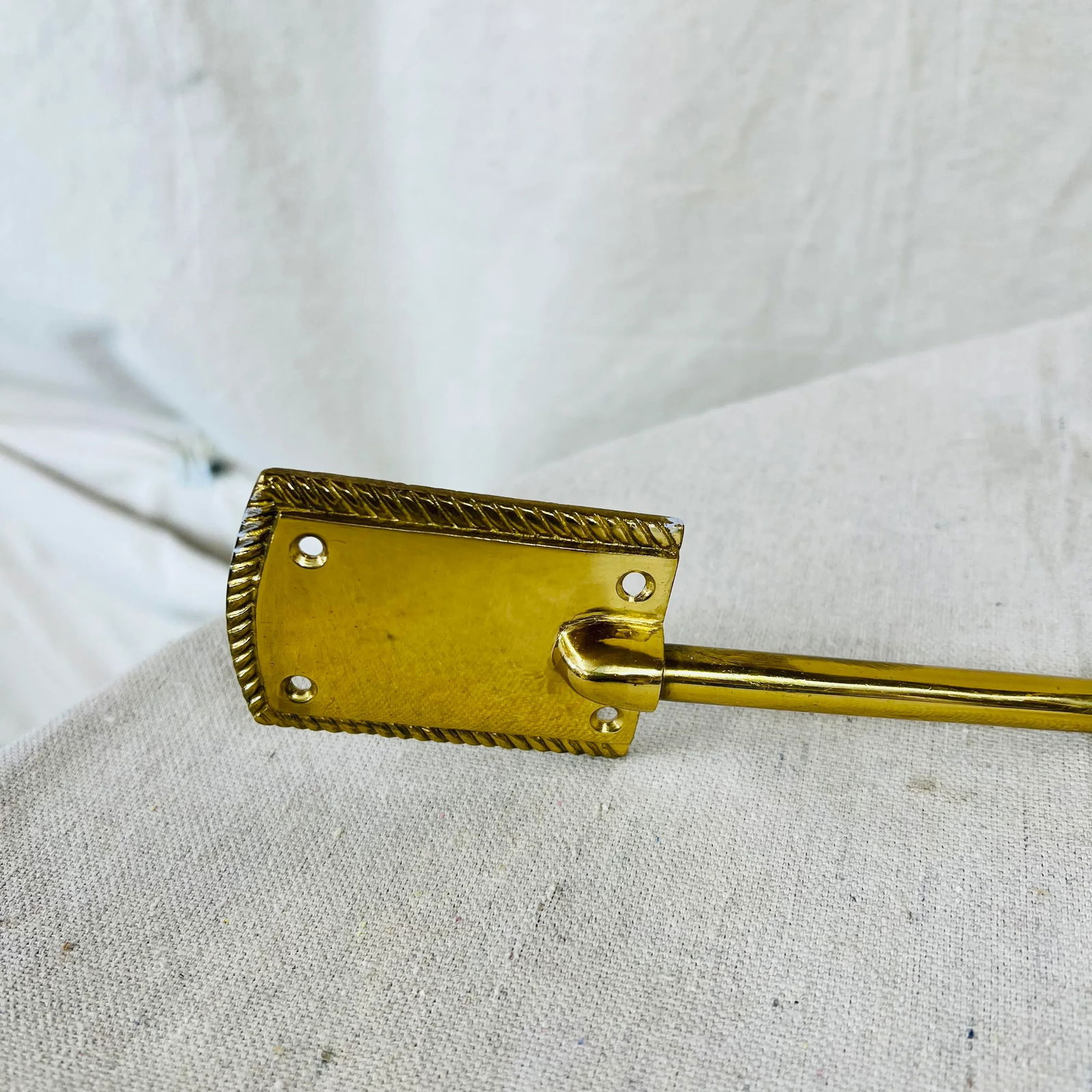 Brass Fleur De Lis Curtain Holdbacks - a Pair - 5