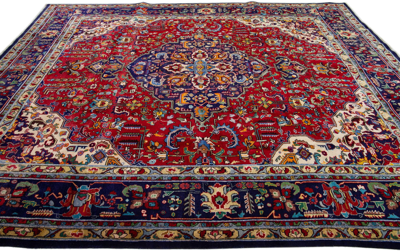 Handmade Antique Persian Tabriz Wool Rug With Multicolor Medallion Motif - 5