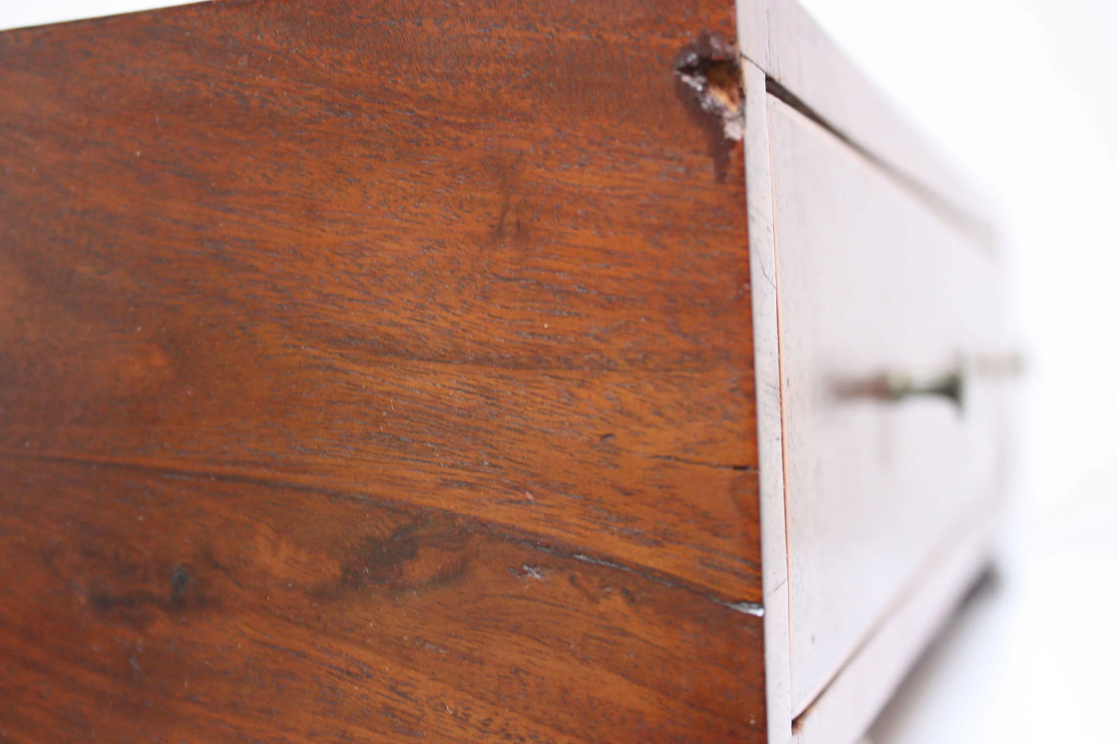 Early 19th Century Chippendale-Style English Mahogany Shave Mirror - 7