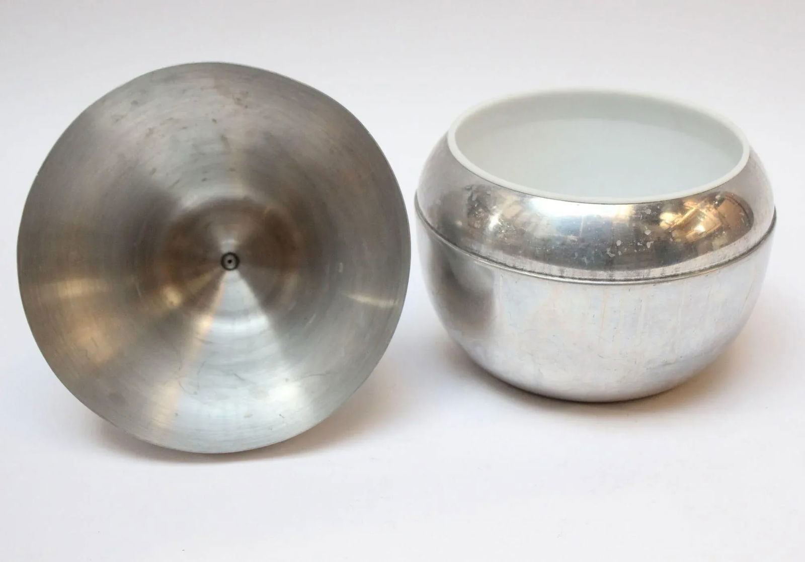 Mid-Century Italian Modern Aluminum "Pear" Ice Bucket - 3