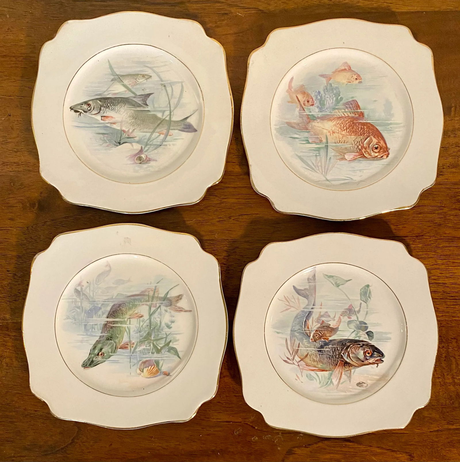 Set of Four Early 20th Century Decorative English Plates With Fish By: A. J. Wilkinson - 7