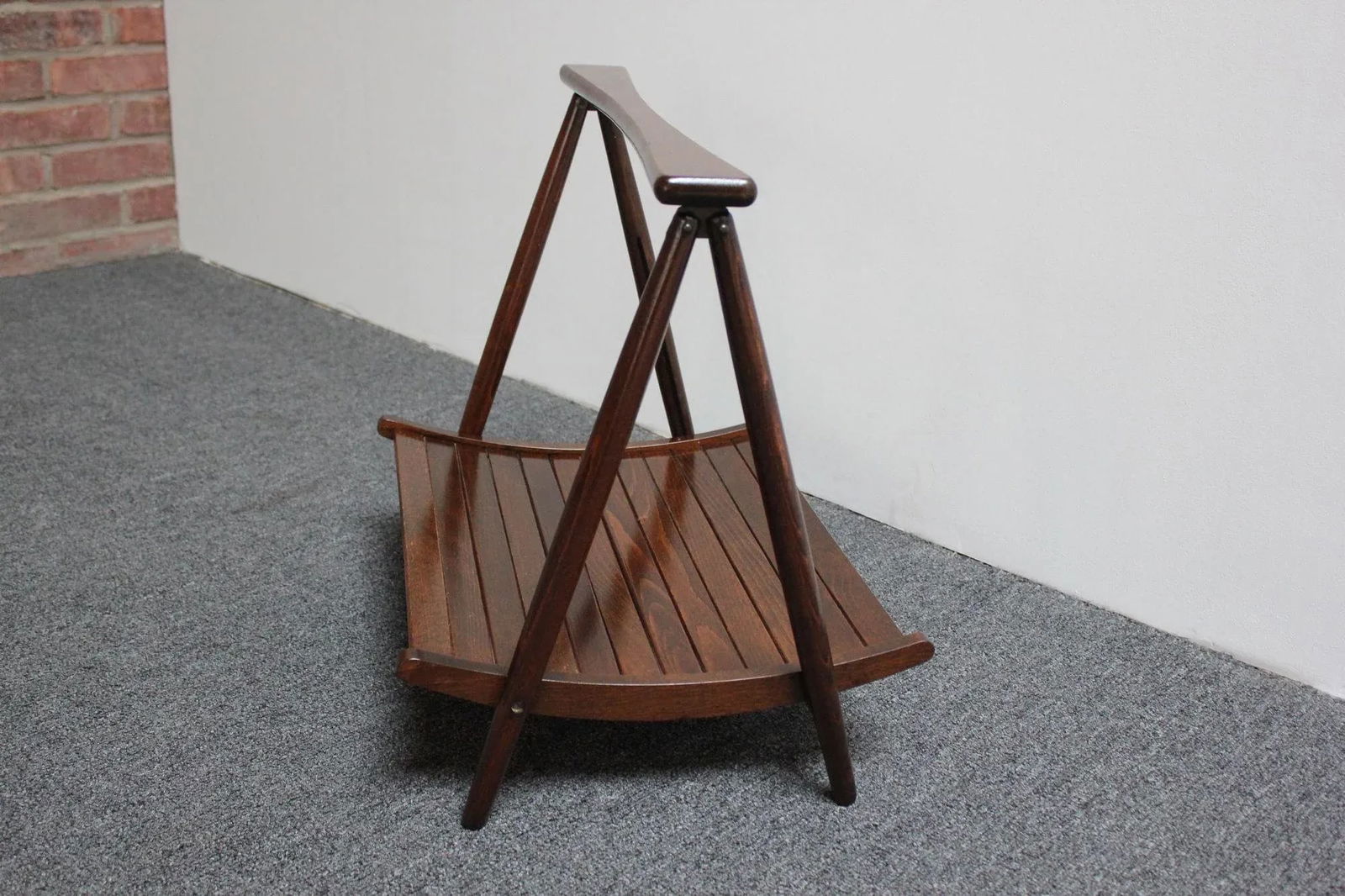 Vintage Yugoslavian Nasco Stained Beechwood Collapsible Magazine Rack - 13